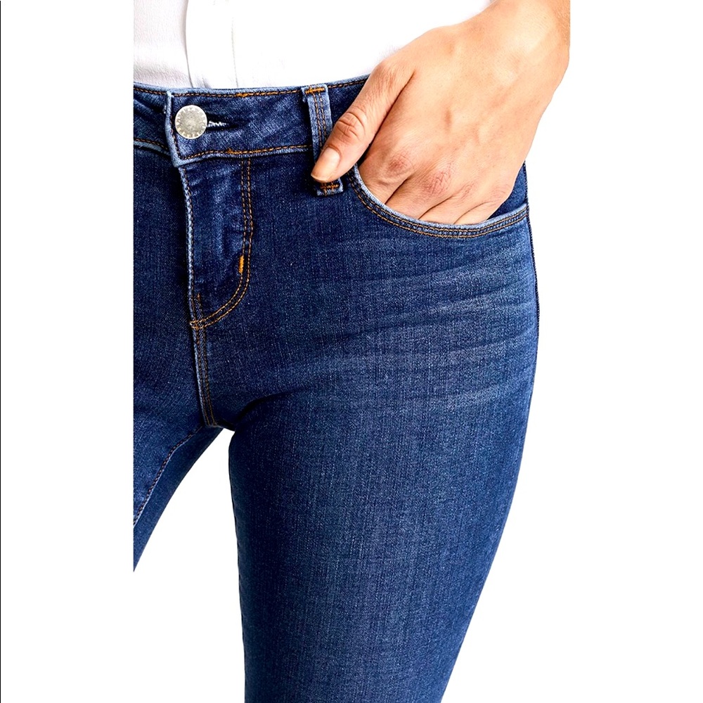 L’AGENCE Chantal Skinny Jeans in Dark Vintage Wash